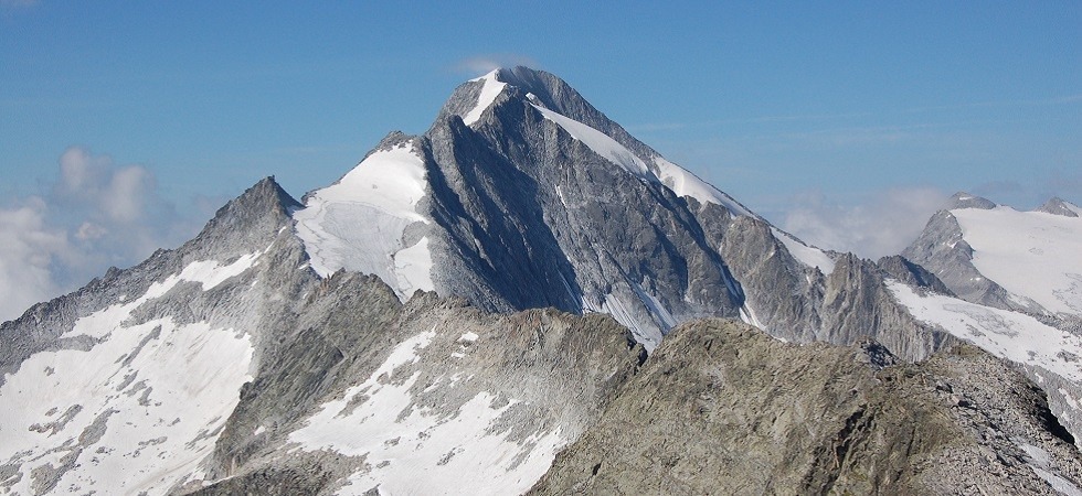 Un'altra tragedia sulle montagne altoatesine, un alpinista muore sulle Alpi pusteresi
